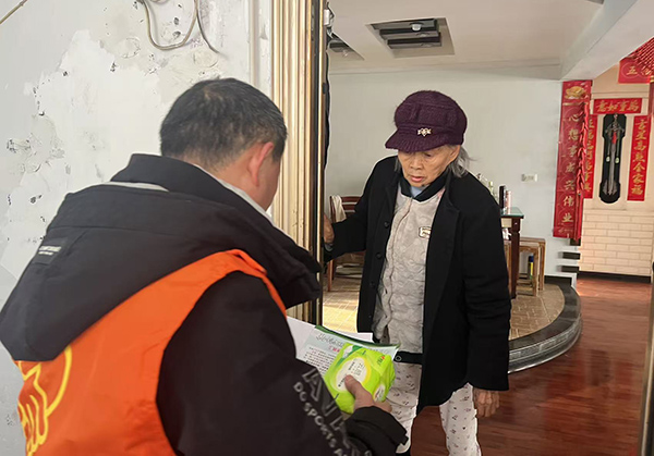 6964ad1adb628.jpg 8B5057082C4CFFA48E9CC09D2B7A7872.jpg